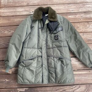 Vintage Refrigiware Men's Green Quilted Jacket fur collar coat